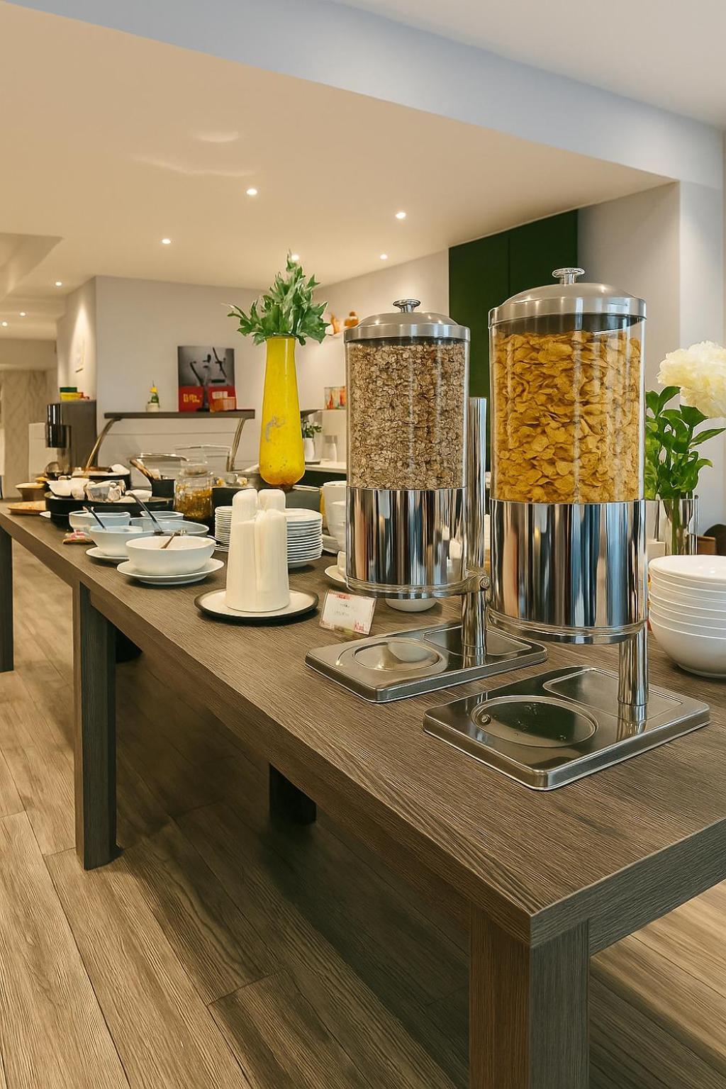Aparthotel 24hours 4*